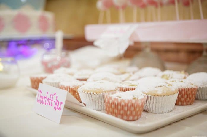 Freshly Baked Fridays Snowman Cake Pops