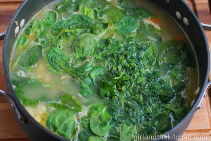 lemon soup with spinach and parsley