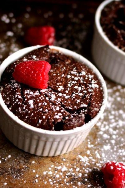 A sinfully delicious chocolate and Nutella dessert that is out of the oven in under 20 minutes.