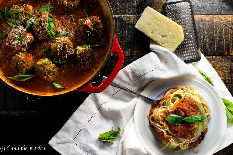 Spicy Vegetarian Meatballs