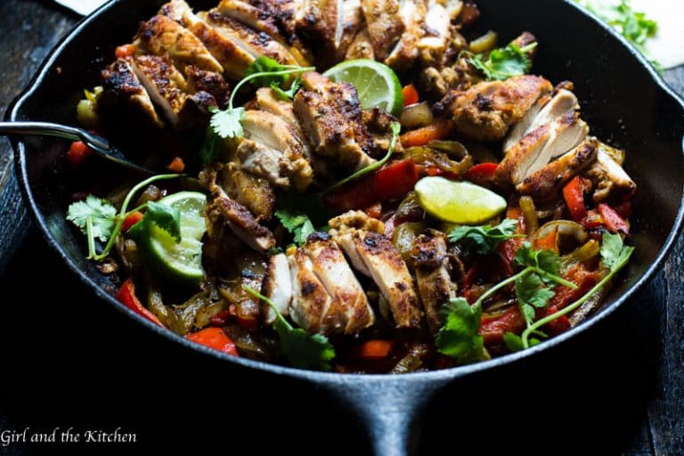 One Pot Chicken Fajitas with Chimichurri Crema