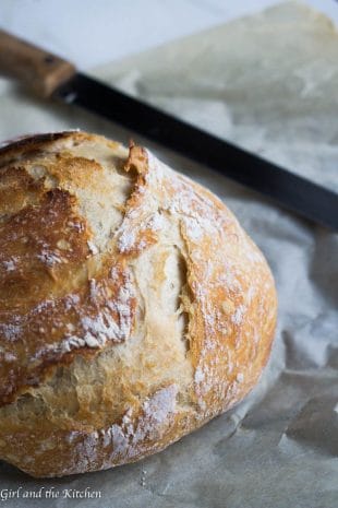 Forget getting out the mixer or the bread maker in order to achieve perfect homemade bread! This seriously crispy no knead bread requires no mixer, no dough hook nor any time to knead by hand! Magic happens quite simply with just a few pantry ingredients!