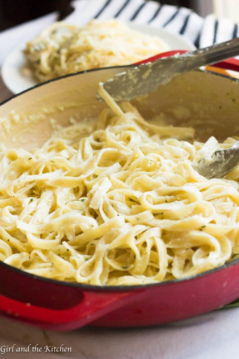 How to Make Fettuccine Alfredo