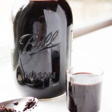How to Make Elderberry Syrup in the Instant pot-image