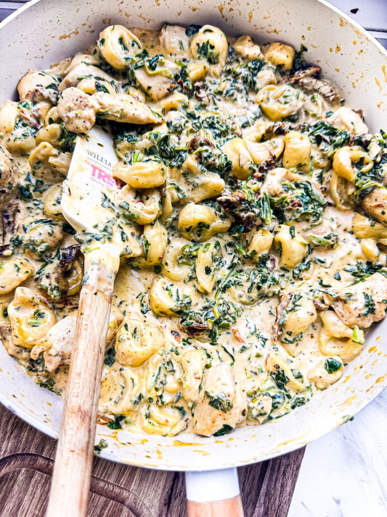 15-Minute Creamy Chicken Tortellini Recipe